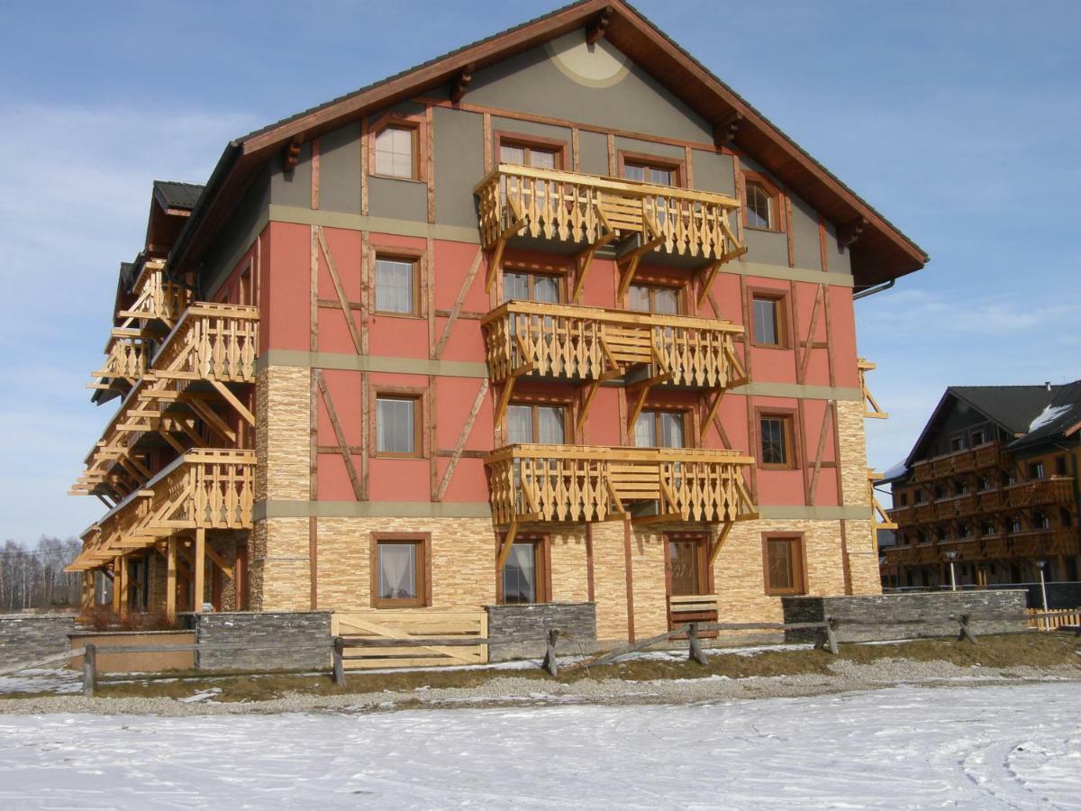 Апартаменты Terezia Tatry - Golf Велька-Ломница Экстерьер фото